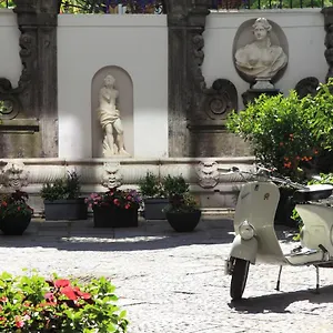 Piazza Bellini & Neapel
